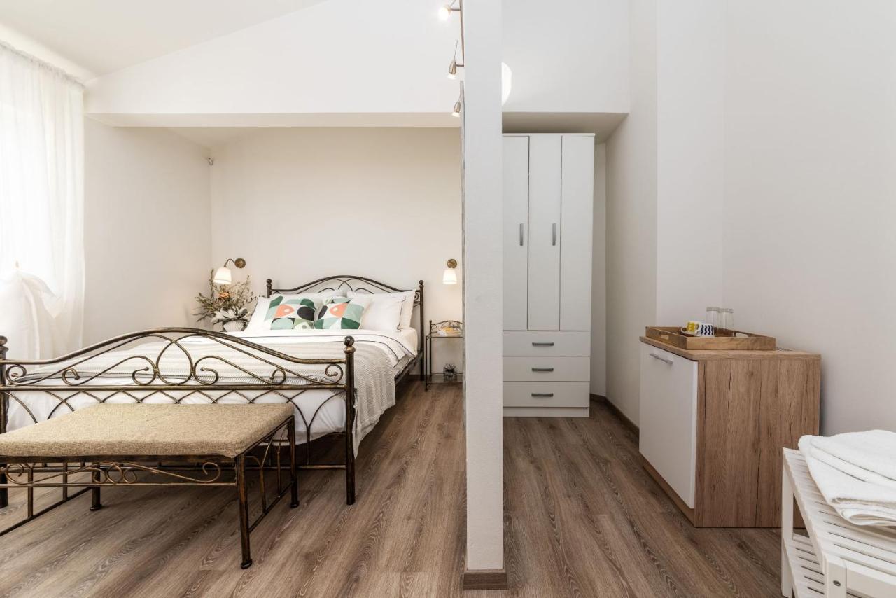 Rooms Karolina Funtana Dış mekan fotoğraf